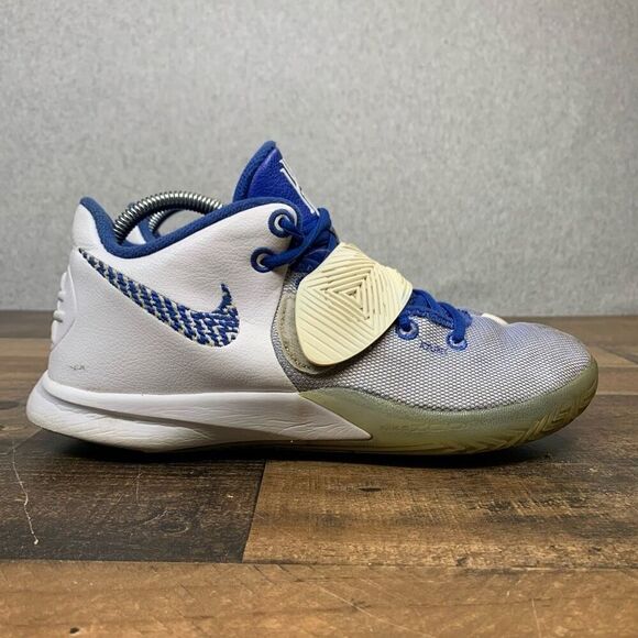 Nike Mens Size 8 Kyrie Flytrap 3 Varsity Basketball Sneakers Blue White Worn - Picture 1 of 11